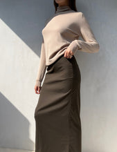 Load image into Gallery viewer, Early 2000s Prada Skirt