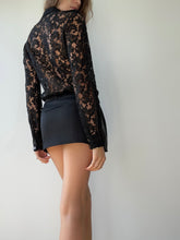 Load image into Gallery viewer, Gucci Tom Ford 1996 Skirt Assemble