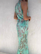 Load image into Gallery viewer, Early 2000s Emanuel Unagro Paris Silk Skirt Set