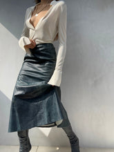 Load image into Gallery viewer, F/W 2001 Gianni Versace Grey Leather Skirt