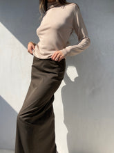 Load image into Gallery viewer, Early 2000s Prada Skirt