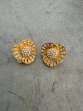 Load image into Gallery viewer, Vintage 90s Floral Gold Crystal Earrings
