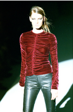 Load image into Gallery viewer, F/W 1999 Gucci Tom Ford Red Velvet Ruched Top