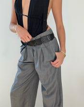 Load image into Gallery viewer, 1997 Gucci Tom Ford Leather Link Belt
