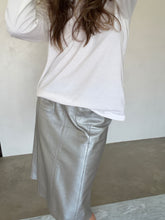 Load image into Gallery viewer, F/W 1999 Chanel Metallic Silver Leather Midi Skirt
