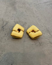 Load image into Gallery viewer, Rare Vintage Paolo Gucci Earrings
