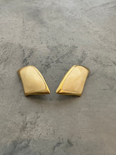 Load image into Gallery viewer, 1980s Vintage Statement Clip on Chunky Earrings
