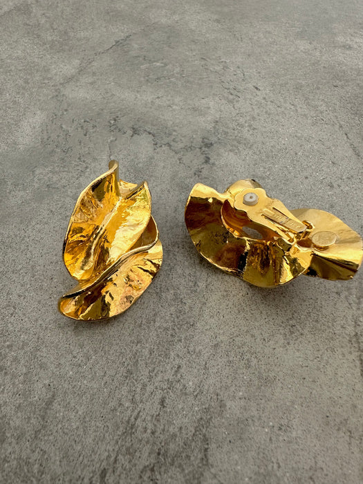 Vintage 1980s Norma Jean Large Textured Leaf Earrings