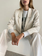 Load image into Gallery viewer, Vintage Linen Blazer
