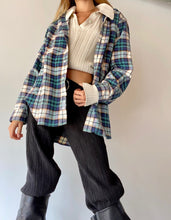 Load image into Gallery viewer, Burberry Vintage button down
