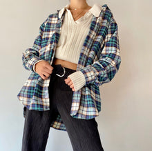 Load image into Gallery viewer, Burberry Vintage button down

