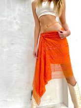 Load image into Gallery viewer, 90&#39;s Gianfranco ferre skirt
