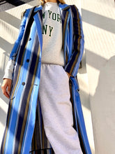 Load image into Gallery viewer, Vintage DVF light weight coat
