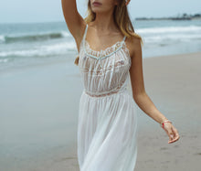 Load image into Gallery viewer, Vintage Sheer Off White Lace Slip
