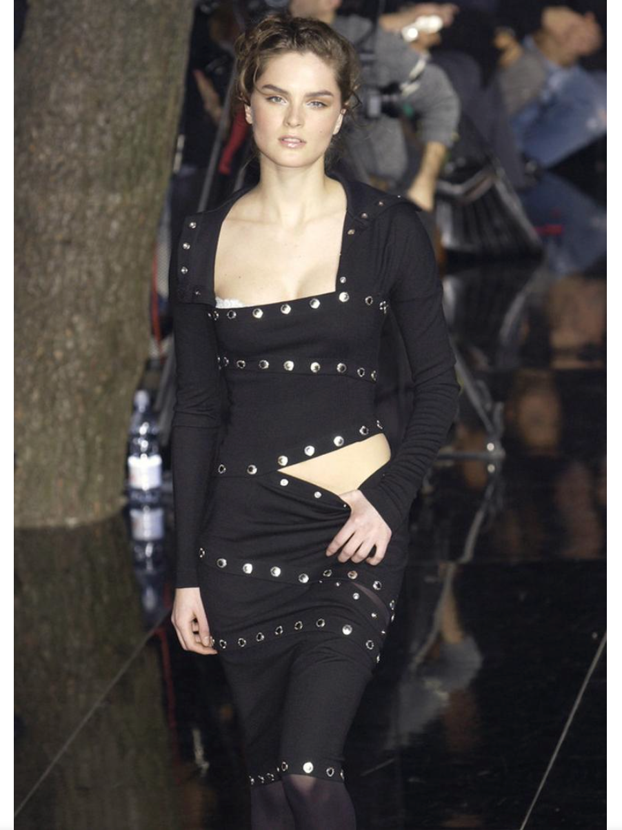 F/W 2003 Dolce & Gabbana Runway Black Snap-Up Dress villa amour vintage F/W 2003 Dolce & Gabbana Runway Black Snap-Up Dress villa amour vintage