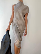 Load image into Gallery viewer, Early 2000&#39;s Alexander Wang Sweater dress
