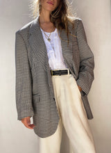 Load image into Gallery viewer, Vintage Guy Laroche Paris houndstooth Blazer
