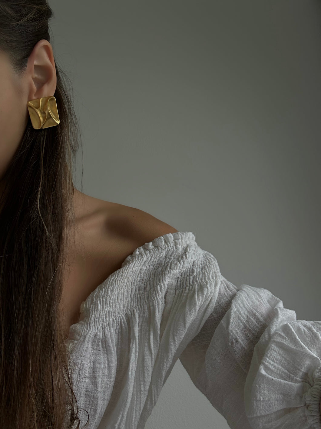 1990's Minimalist Square Brushed Gold Tone