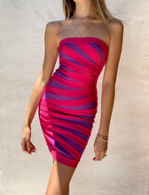 Load image into Gallery viewer, 2012 Herve Leger Pink Sunburst Dress
