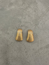 Load image into Gallery viewer, 1990&#39;s Christian Dior Clip Ons
