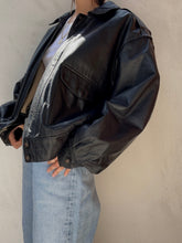 Load image into Gallery viewer, Vintage Wilson Black Leather Jacket

