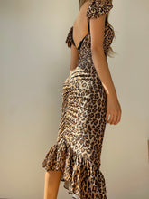 Load image into Gallery viewer, D&amp;G Spring 2004 Runway Leopard Print Dress
